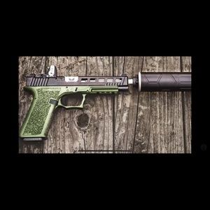 Meet your Posher, Isaiah